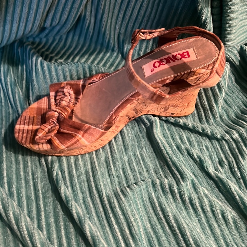 Bongo sandals